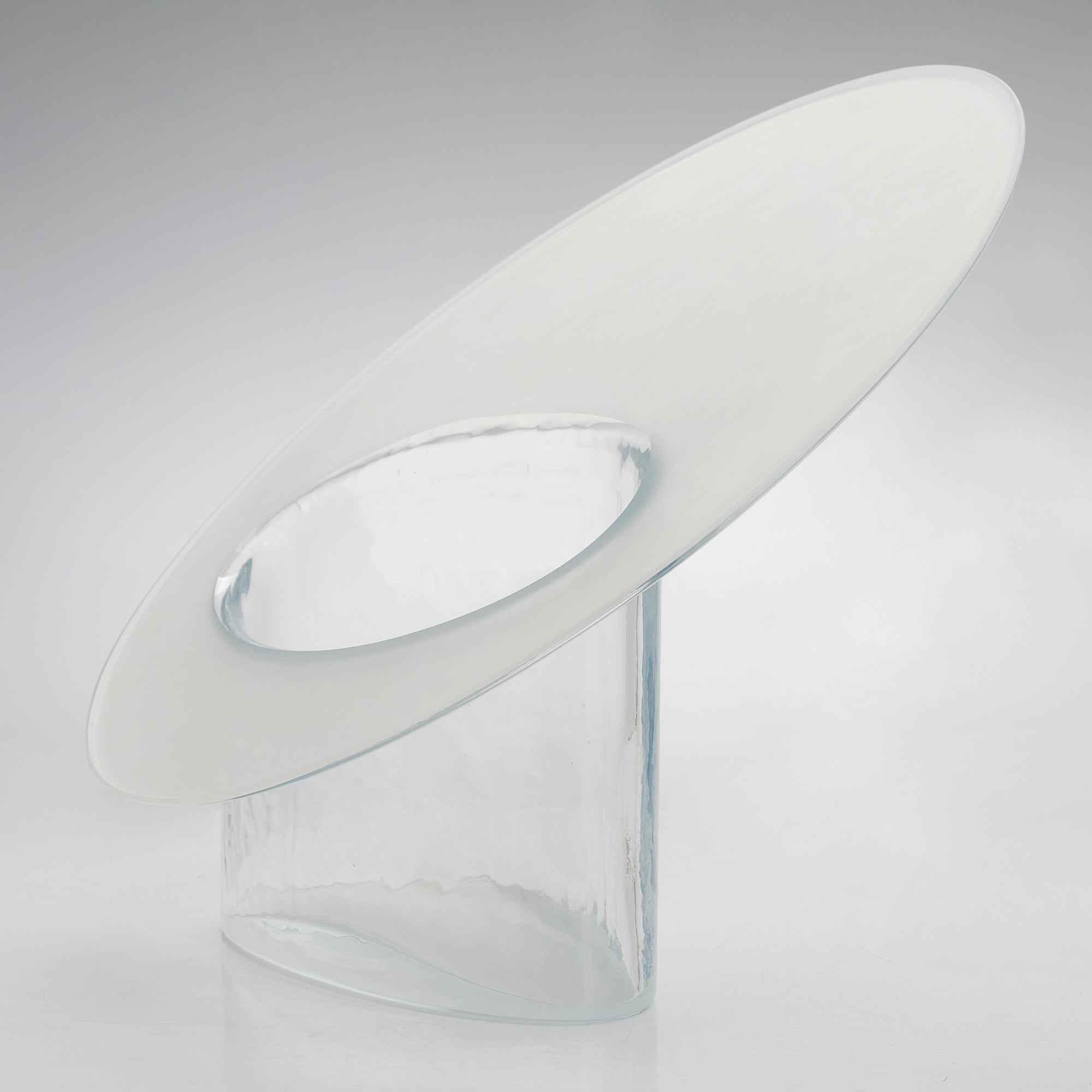 Timo Sarpaneva, vas, "Marcel" osignerad. Iittala 1994.
