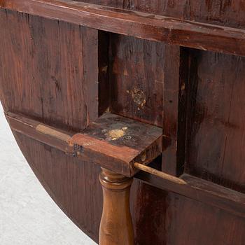 A folding table, Mälardalen, first half of the 19th century.
