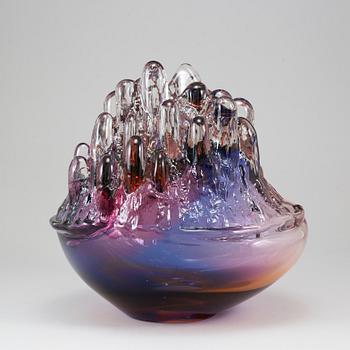 GÖRAN WÄRFF, a glass sculpture from Kosta Boda.