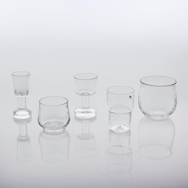SERVISDELAR, 76 st, glas, bla "Rustica", Göran Wärff, Pukeberg, modellen lanserad 1967.