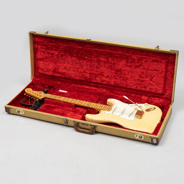 Fender, "Stratocaster", "Custom Relic", "CS50", electric guitar, 1997, USA.