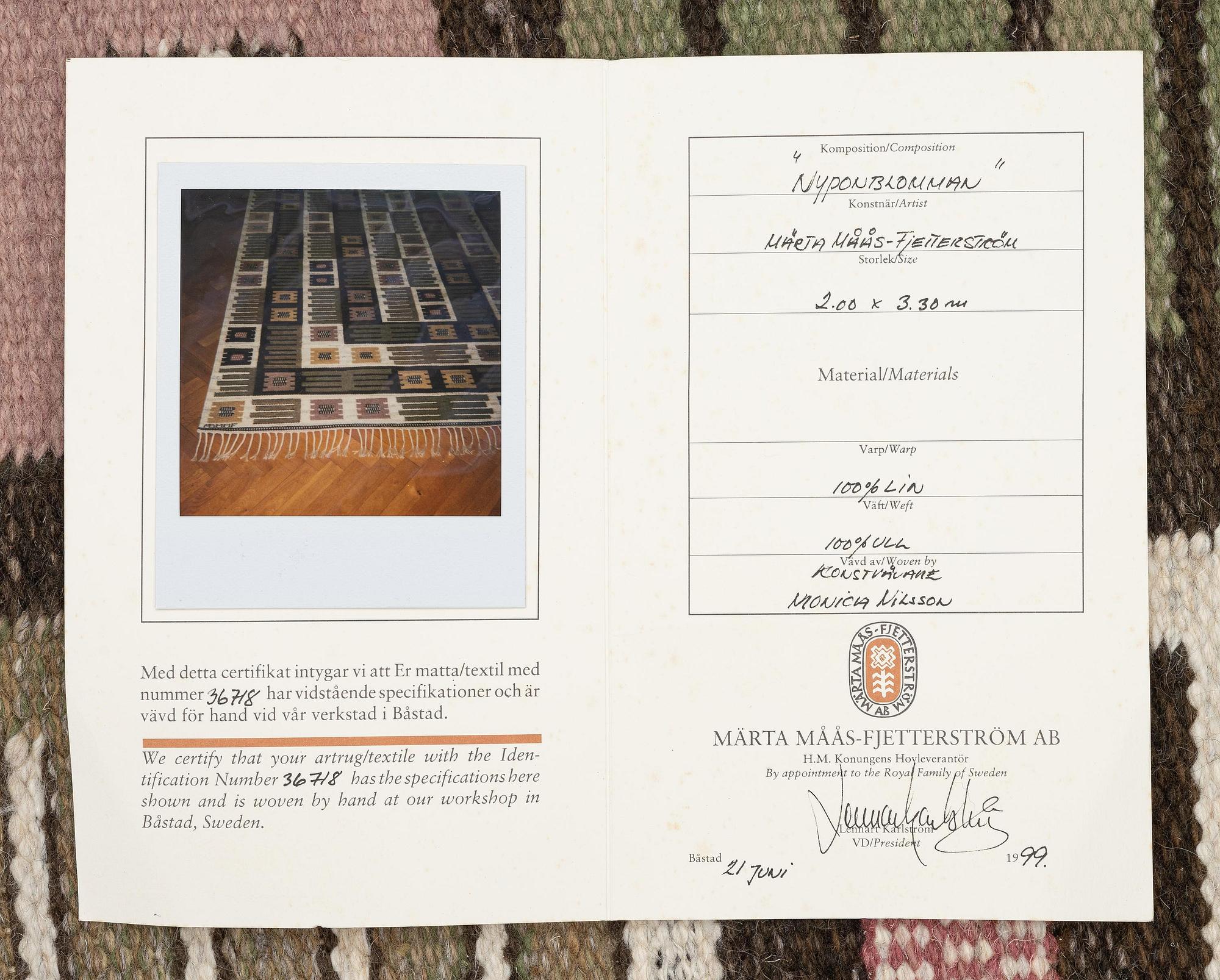 Märta Måås-Fjetterström, matta, "Nyponblomman", rölakan, ca 327 x 197 cm, signerad AB MMF.