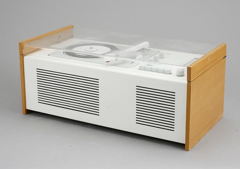 RADIOGRAMMOFON, "SK 61 S", modellen formgiven av Hans Gugelot & Dieter Rams 1956 för Braun AG, Tyskland.