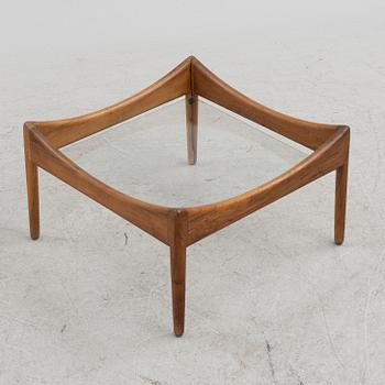 Kristian Solmer Vedel, a pair of "Modus" armchairs and a low table, Søren Willadsen, 1960's.