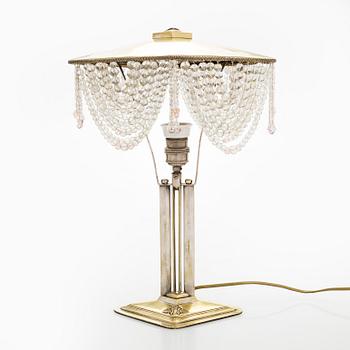 An early 20th century table lamp.