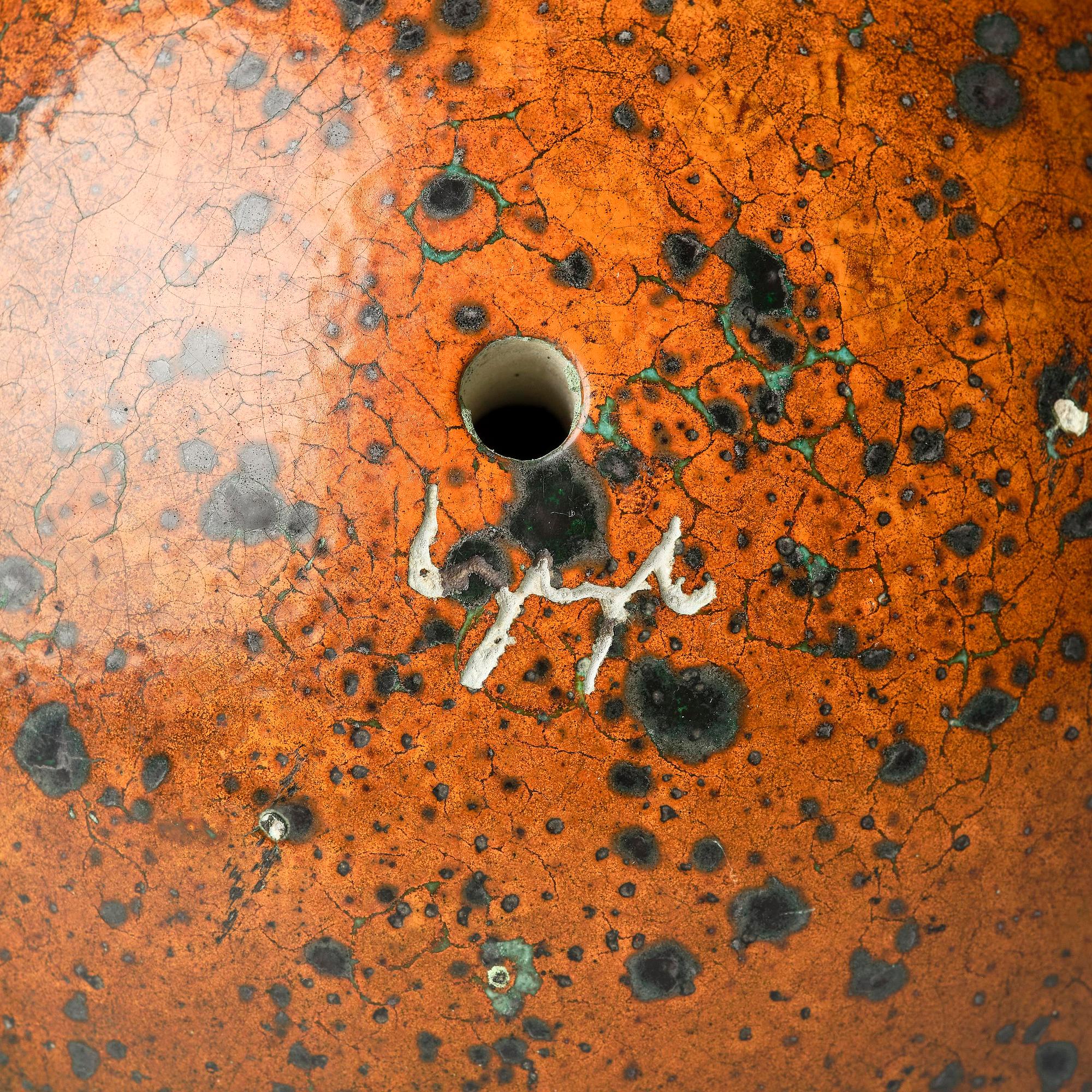 Hans Hedberg, skulptur, ägg, fajans, Biot, Frankrike.