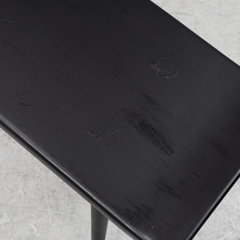 Carl Malmsten, a 'Visningsö' stool/bench.