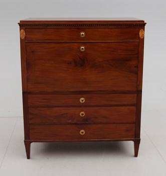 CHIFFONJÉ, sengustaviansk, omkring år 1800.