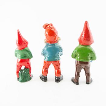 Tomtar 6 st mestadels Tyskland 1900-talerts mitt bemålad terrakotta.