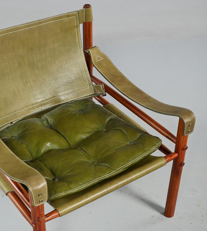 FÅTÖLJER, ett par, "Sirocco", Arne Norell, 1900-talets andra hälft.