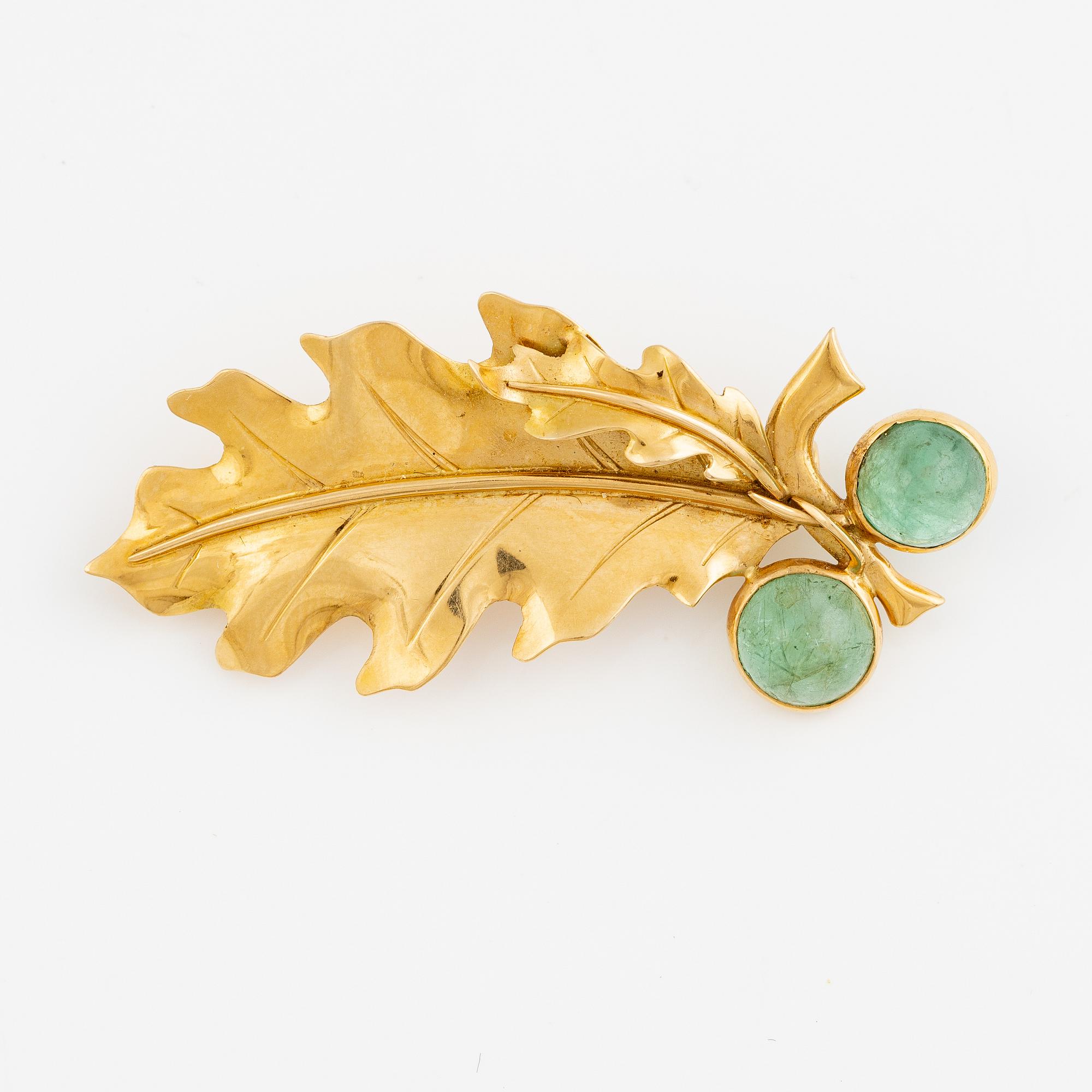 Gertrud Engel, for A. Michelsen, brooch, 18K gold with cabochon-cut emeralds.