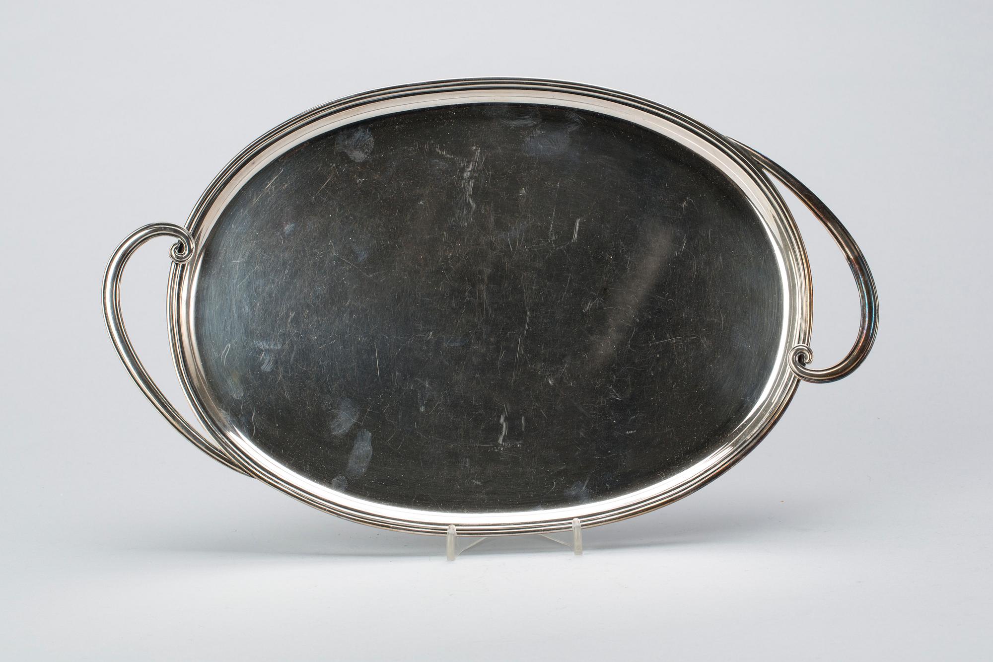 BRICKA, GAB Stockholm 1947, silver, vikt 600 g.