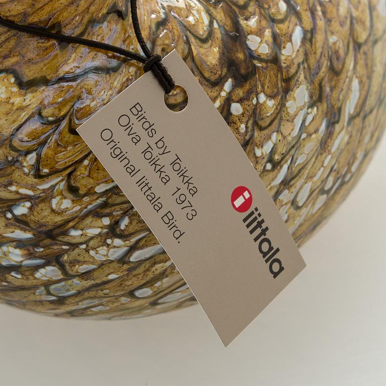 Oiva Toikka, a 'Summer Grouse' glass bird, signed O. Toikka Nuutajärvi.
