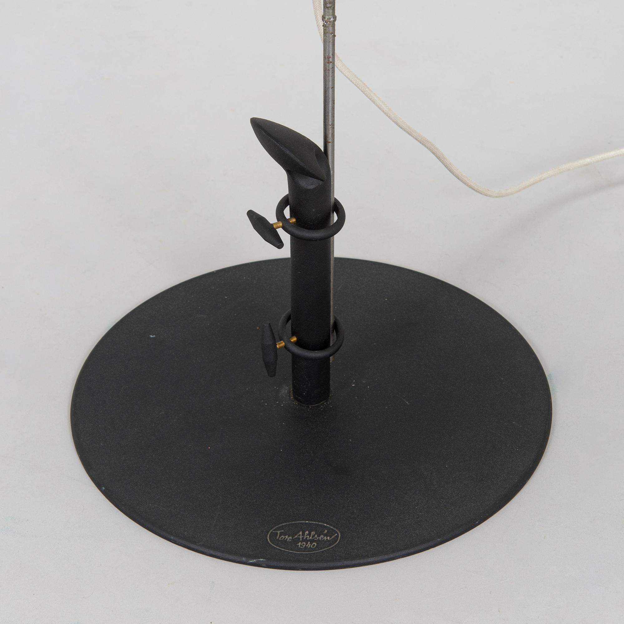 Tore Ahlsén, golvlampa, "Napoleon vid Nilen" Gärsnäs.