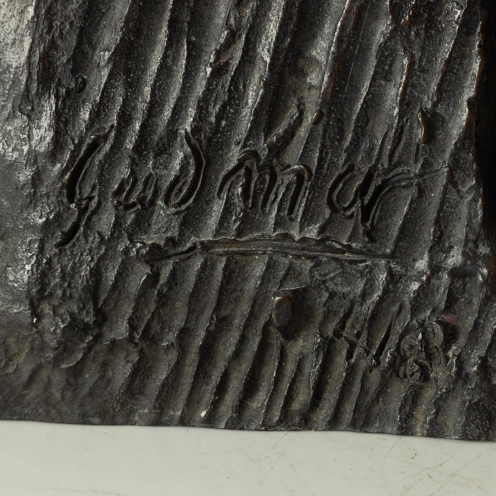 Gudmar Olovson, sculpture. Signed. Numbered. Foundry mark. Bronze, height 55 cm, length 34 cm.