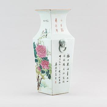 VAS, porslin, Kina, 1800-/1900-tal.