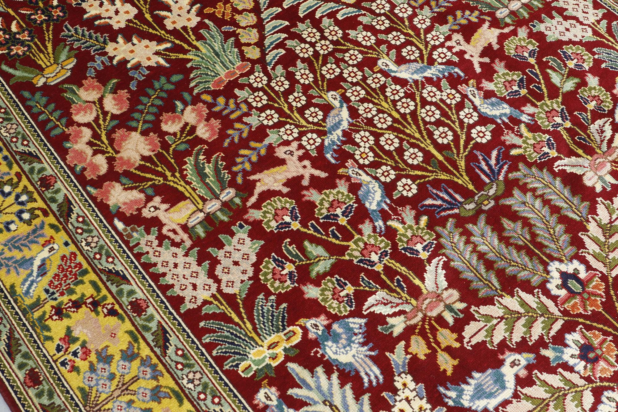 Matta Figural Tabriz, ca  300 x 198 cm.