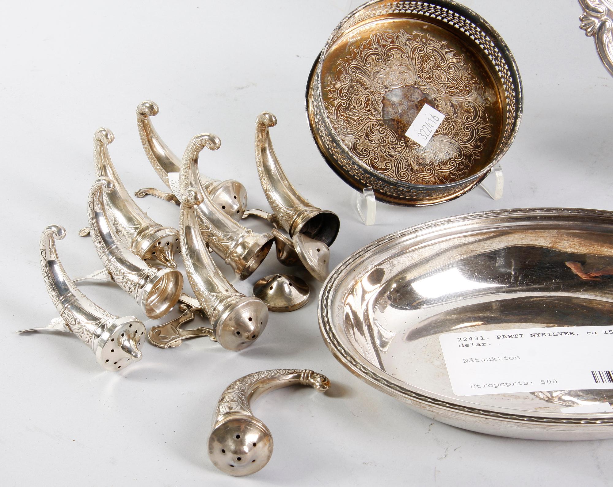 PARTI NYSILVER, ca 15 delar.