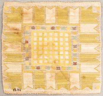 Barbro Nilsson, "Gul stjärna" vävnad inplock på linbotten signerad ca 39x40 cm.