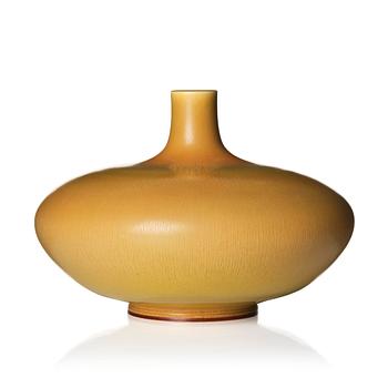 55. Berndt Friberg, a stoneware vase, Gustavsberg studio 1965.