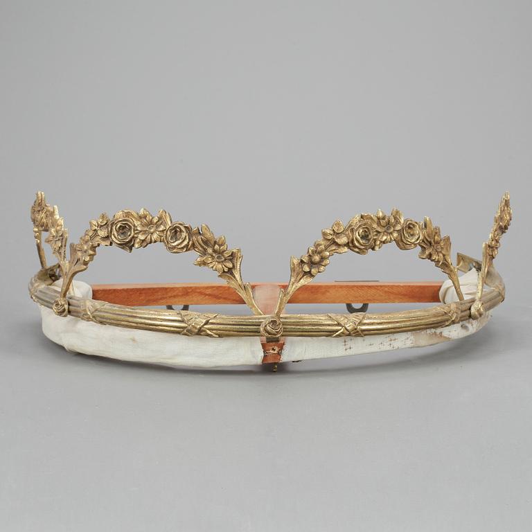 SÄNGHIMMEL, rokokostil, 1900-talets första hälft.