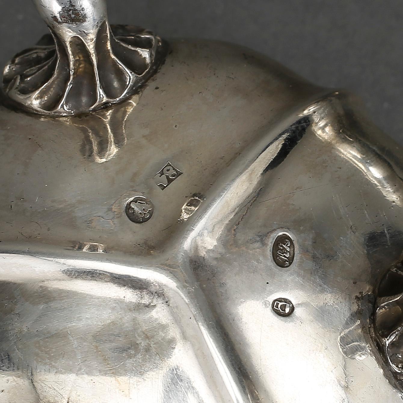 SALTKAR, ett par, silver, Polen, Warszawa, 1800-talet andra hälft. Tot vikt 198 gram.