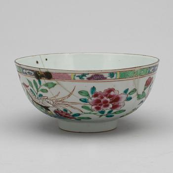 SKÅL, porslin, Kina, Qianlong (1736-1795).