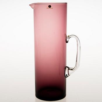 TIMO SARPANEVA, A PITCHER, 11+4 DRINKING GLASSES and A VASE, Iittala.