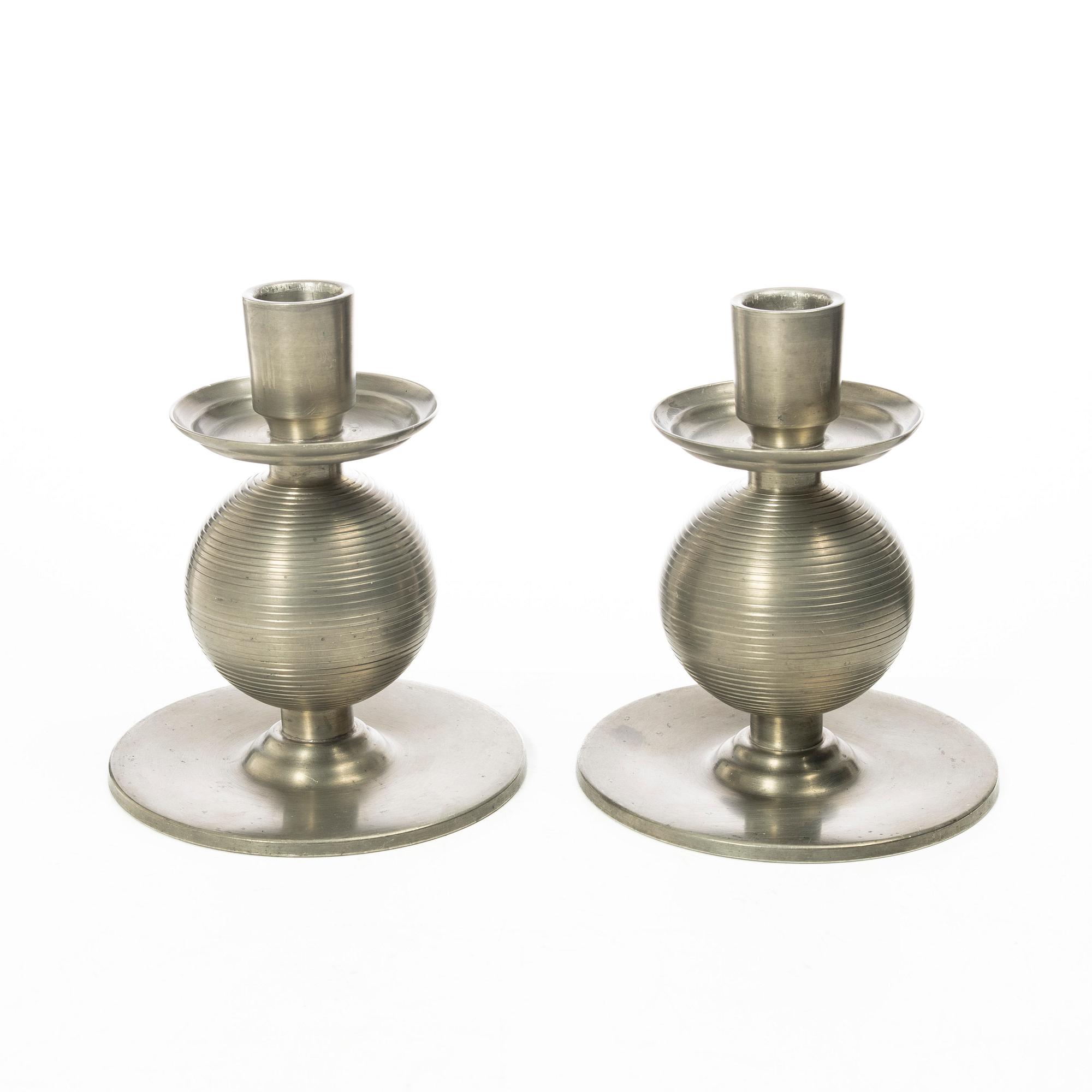 Nils Fougstedt, Ljusstakar, ett par, tenn, art deco, Fabriksaktiebolaget Kronsilver FAK, Stockholm 1934.