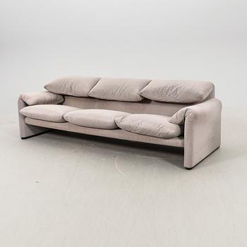 Vico Magistretti, soffa "Maralunga" Cassina Italien.
