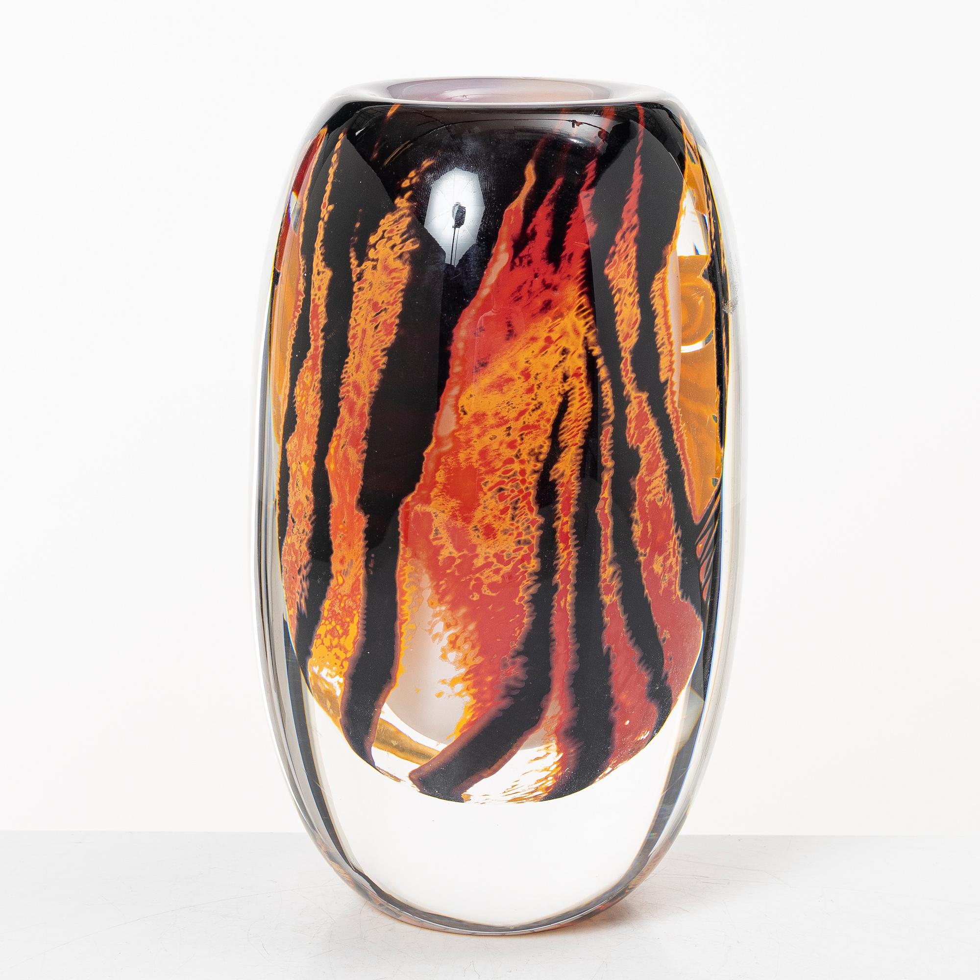 Mats Jonasson, a unique graal glass vase, 2003.