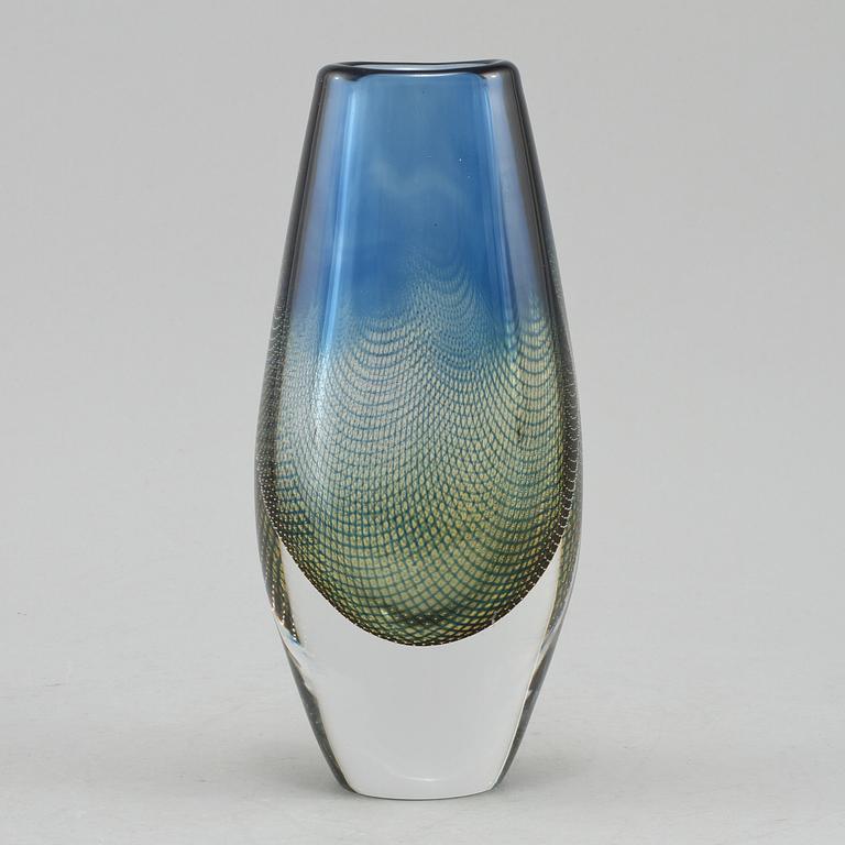 VAS, glas, "Kraka", Sven Plamqvist, Orrefors, 1900-talets andra hälft, signerad undertill.