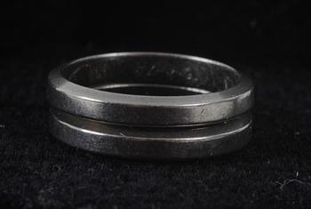 RINGAR, 2 st, 18K vitguld.