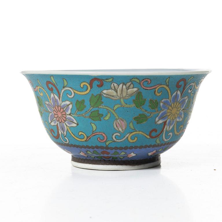 A Japanese cloisonné on porcelain bowl, Meiji (1868-1912).