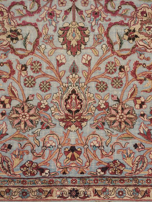 MATTO, a semi-antique silk Kashan relief (souf), ca 300 x 199,5 cm.