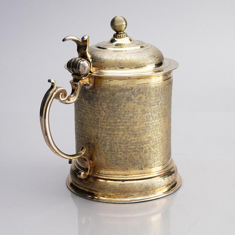 A German 17th century gilt-silver tankard, mark of Elias I Schifflen, Augsburg circa 1670.