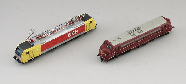 SAMLING MODELLTÅG, 4 delar, Roco, Österrike.