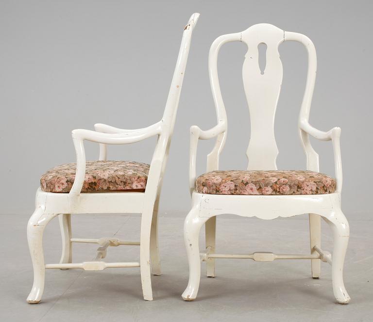 KARMSTOLAR, ett par, rokokostil, 1800-talets slut.