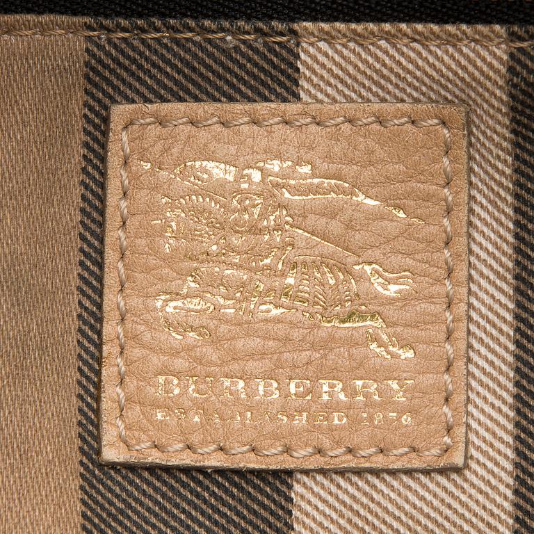 A BURBERRY PRORSUM BAG.