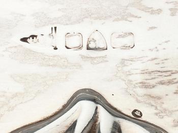 BRICKA, silver, Sheffield, sekelskiftet 1800/1900. Vikt 1006 g.