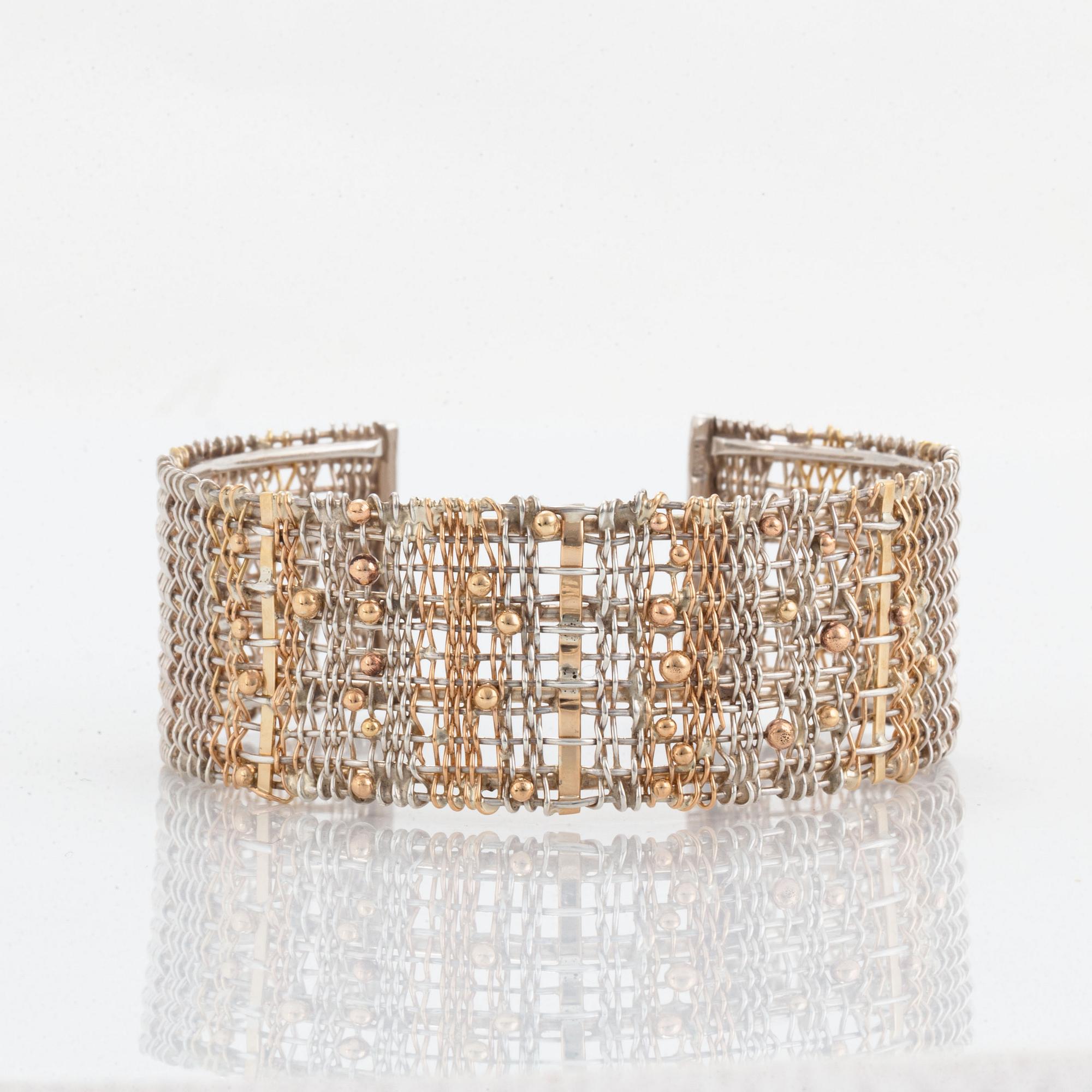 Högbergs Eftr Anette & Marie Silver, Göteborg, 2013, a bangle.