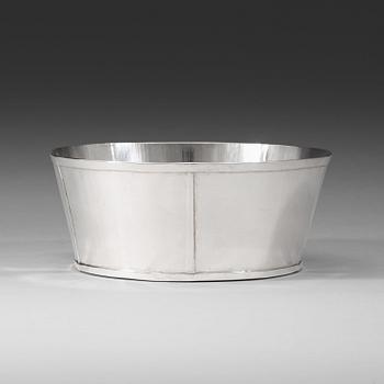 366. Birger Haglund, a sterling bowl, Stockholm 1999.