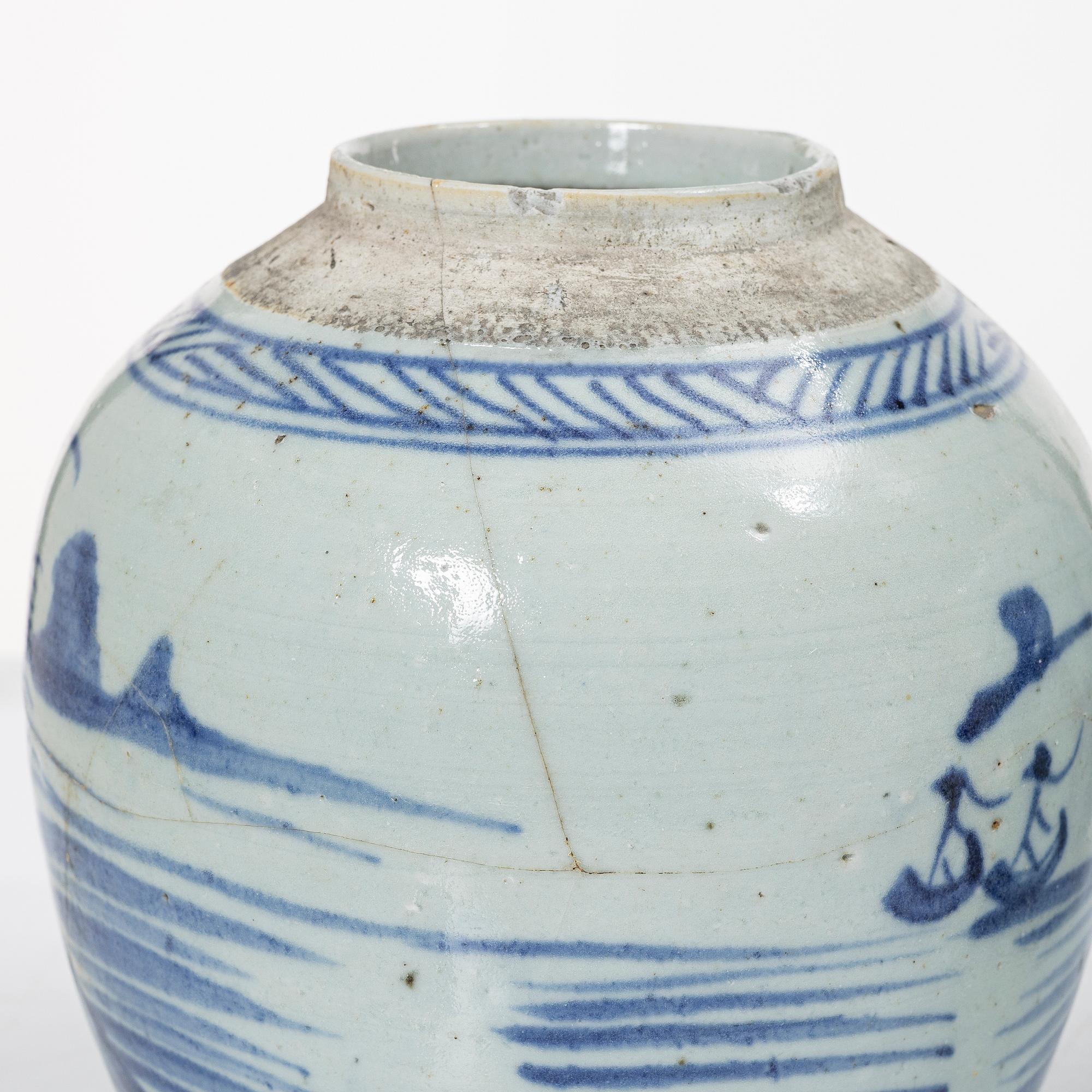 Five porcelain jars, China, Qing dynasty, 19th century.