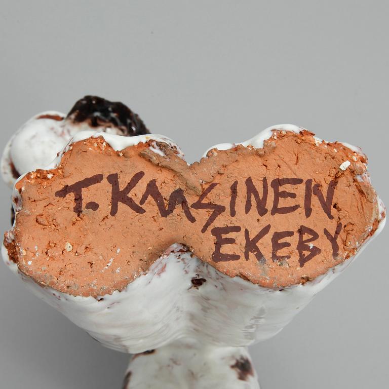 A Taisto Kaasinen glazed ceramic sculpture of a lynx, Upsala-Ekeby.