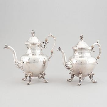 A rococo-style silver plated coffee- and tea service, Birmingham Silver Co, USA, 20th century. (7 pieces).