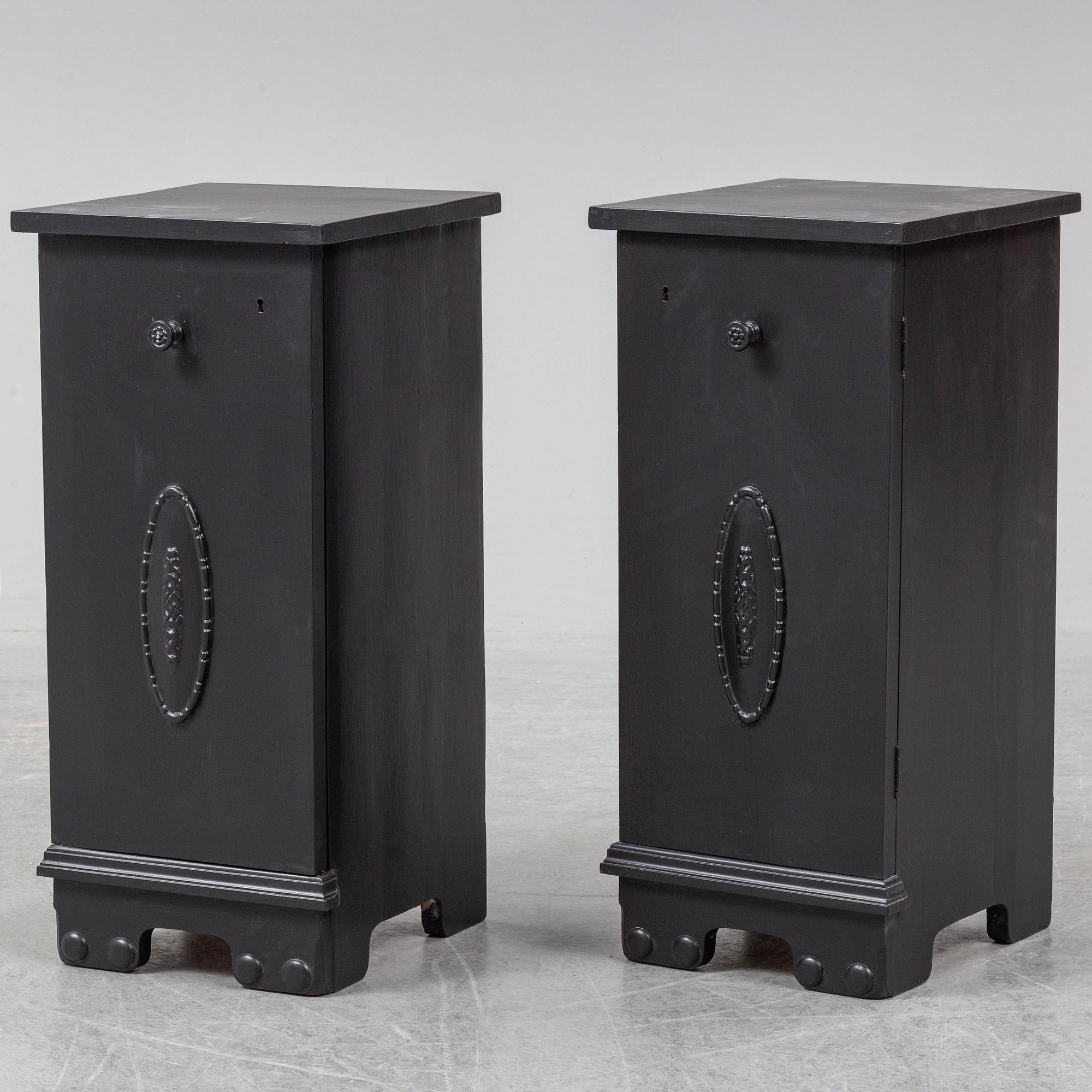 A pair of bedside tables, first haft of the 20th century.