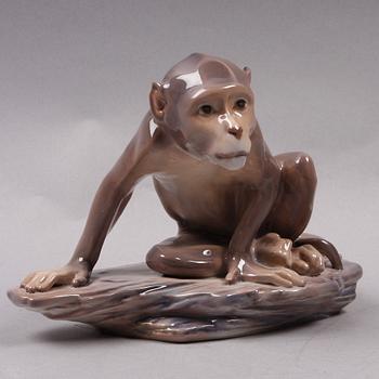 FIGURIN, porslin, Dahl Jensen, Danmark.