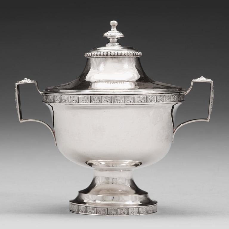 A Swedish 18th century silver sugar-bowl, mark of Melchior Faust, Göteborg 1786.