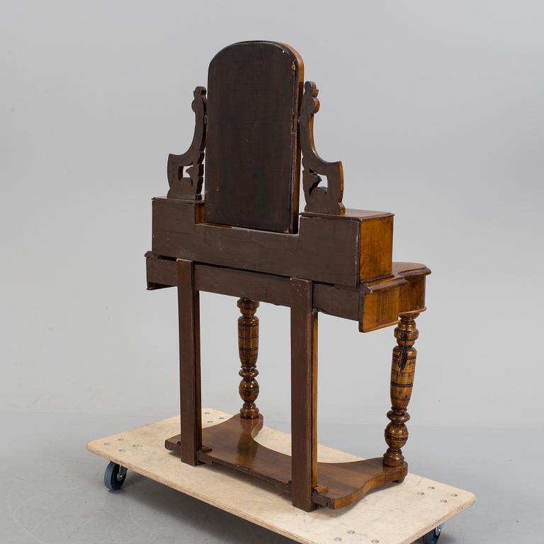 TOALETTBORD, 1800-talets andra hälft.