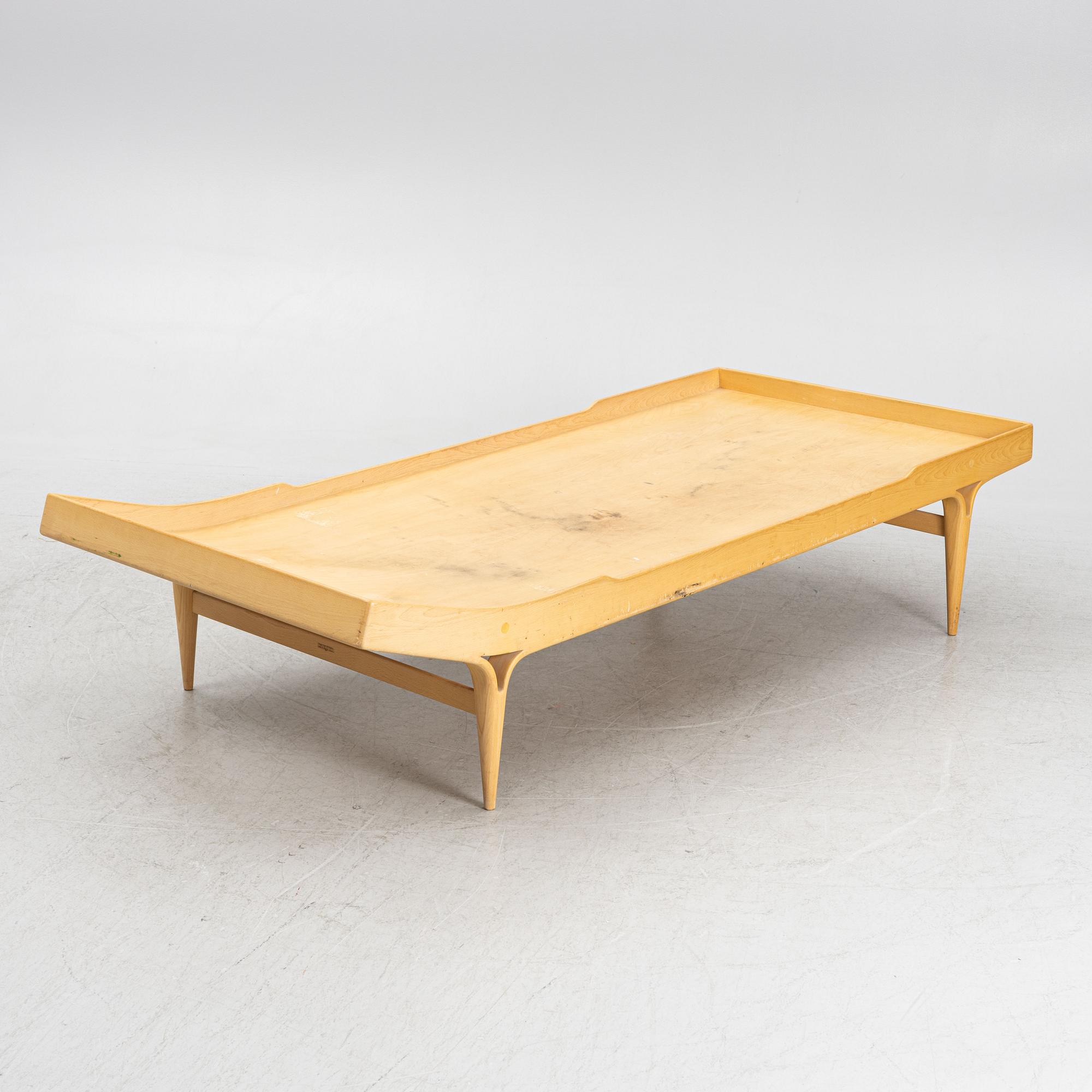 Bruno Mathsson, a model 'T 303 Berlin 60' daybed, Firma Karl Mathsson, Värnamo, dated 1968.